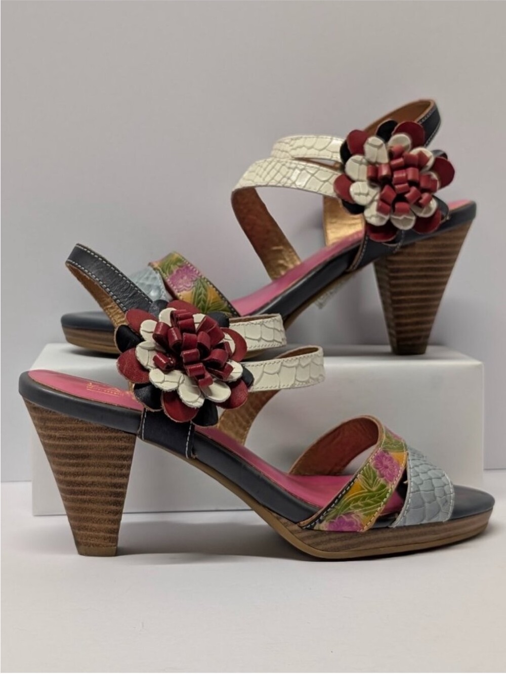 L'Artiste by Spring Step Orizon Floral Leather Heeled Sandals